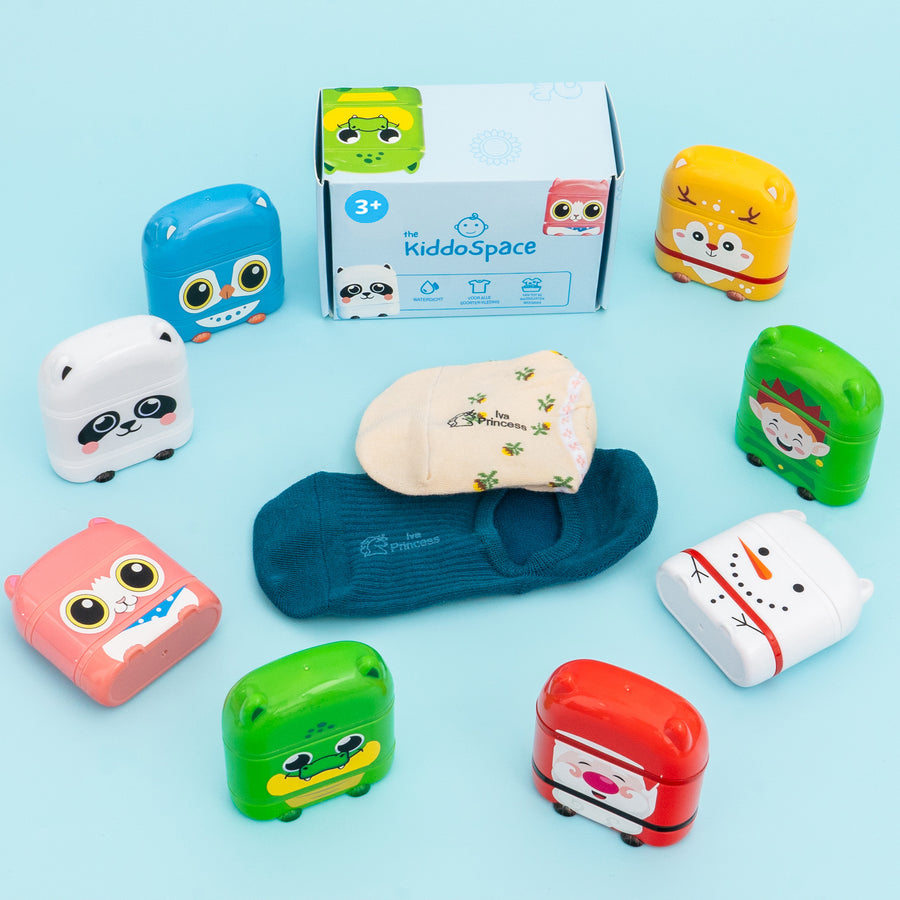 KiddoStempel - Gepersonaliseerde Naamstempel (Kersteditie 2025)