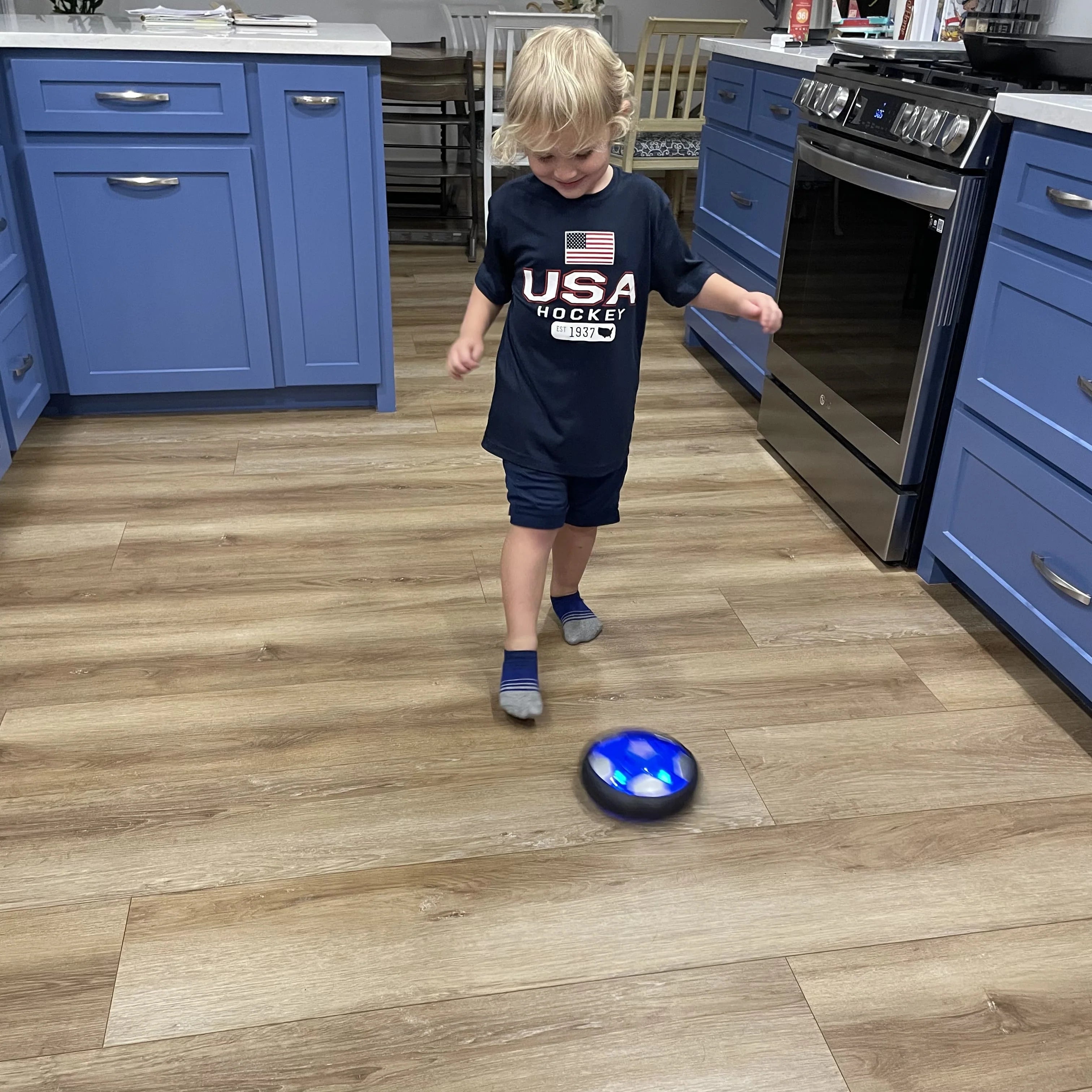 KiddoSpace™ - LED Hover Voetbal voor Kinderen